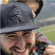 English teacher offering lessons on Grammar, pronunciation and overall speech